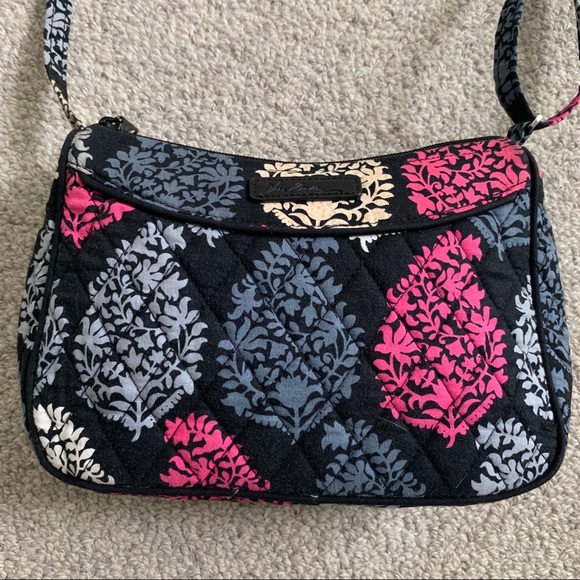 Vera Bradley Handbags - 🌴3/$15 Vera Bradley Crossbody/Shoulder Bag